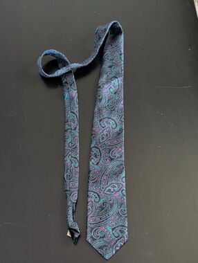Barneys New York Men's Paisley Silk Tie in Teal & Purple